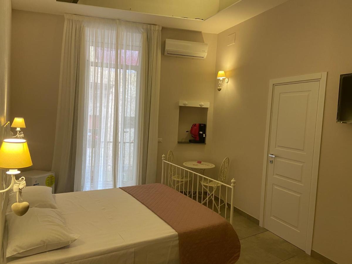 Bed and Breakfast Beb La Gemma à Naples Extérieur photo