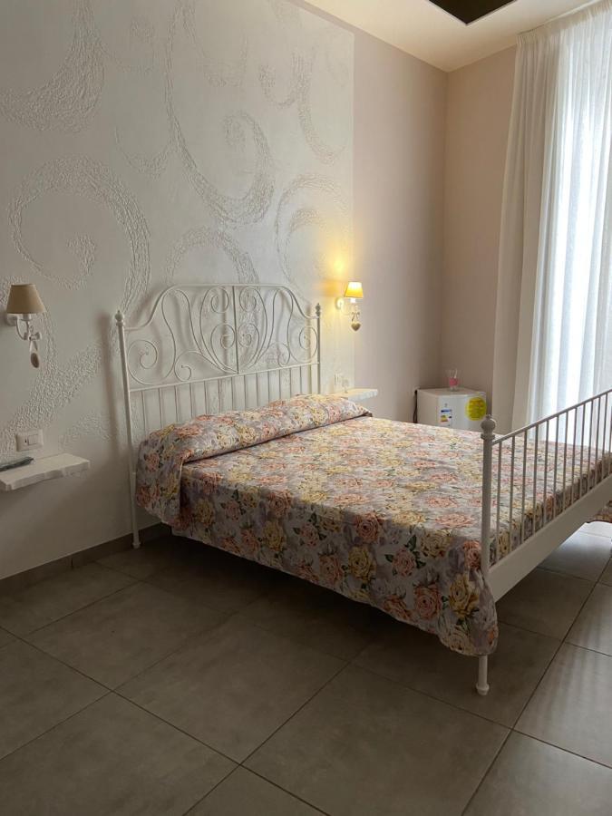 Bed and Breakfast Beb La Gemma à Naples Extérieur photo