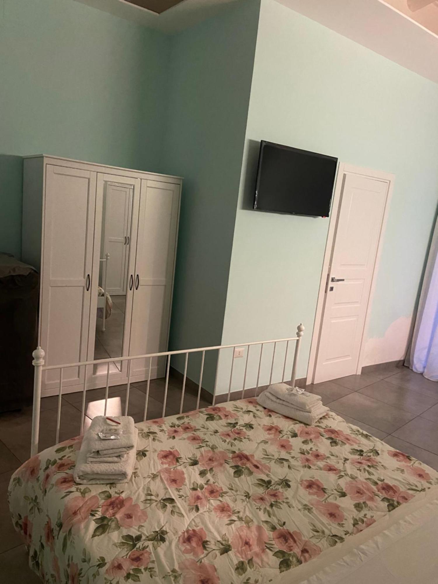 Bed and Breakfast Beb La Gemma à Naples Extérieur photo